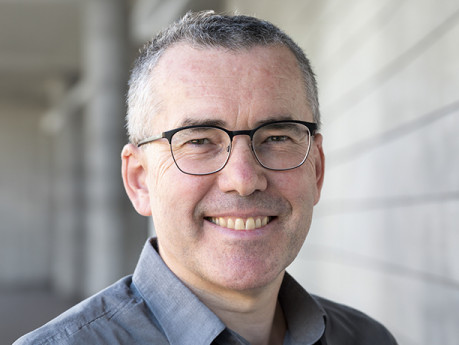 Picture of Ralf Schneider